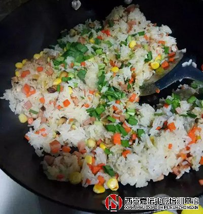 雞翅包飯培訓(xùn)的做法圖文介紹_雞翅包飯培訓(xùn)的利潤分析