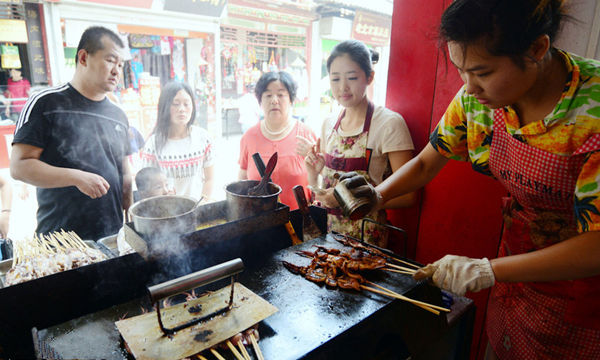 賣鐵板魷魚(yú)一天能掙多少錢