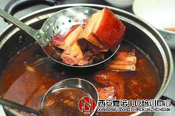 老潼關(guān)肉夾饃培訓(xùn)課程_肉夾饃的鹵料配比