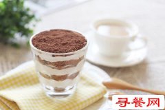 十個(gè)奶茶店九個(gè)虧是怎么回事？這是什么梗？