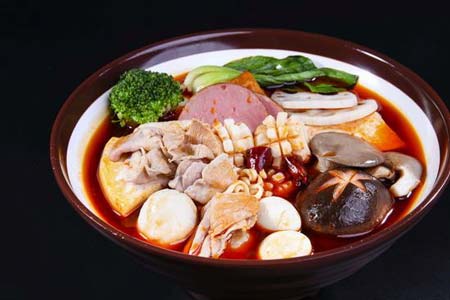 麻辣燙加盟十大品牌中楊國(guó)福麻辣燙具有哪些優(yōu)勢(shì)